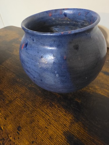 Vintage studio art pottery - studio,